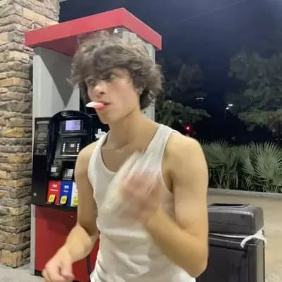 Chris thumbnail