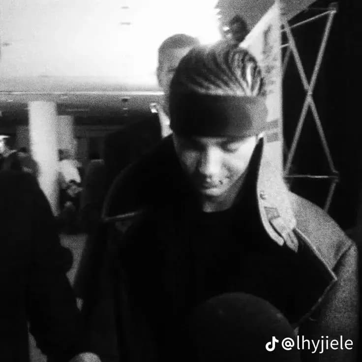 Tom kaulitz thumbnail