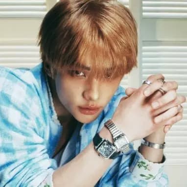 Hwang Hyunjin thumbnail