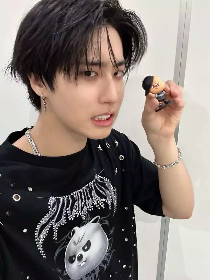 Han Jisung thumbnail