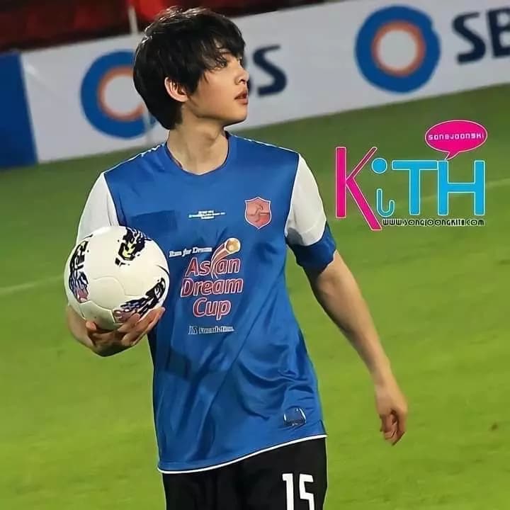 Song Joong Ki thumbnail