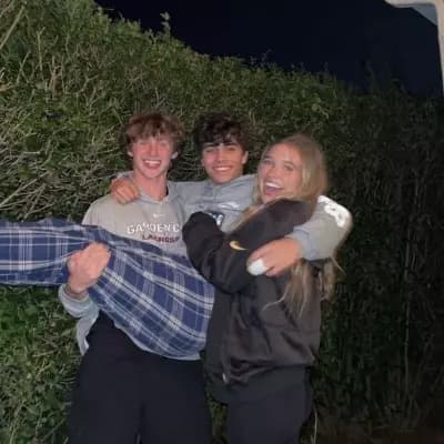 A trio- 2 boys 1 female user thumbnail