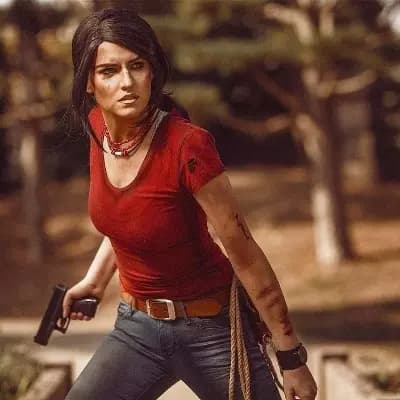 Chloe Frazer thumbnail