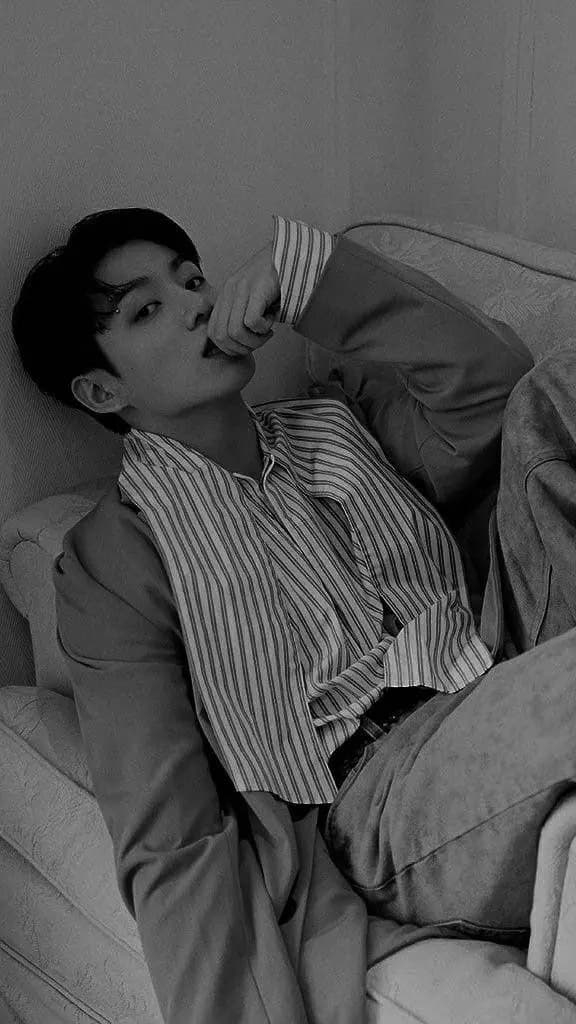 Jeon Jungkook thumbnail