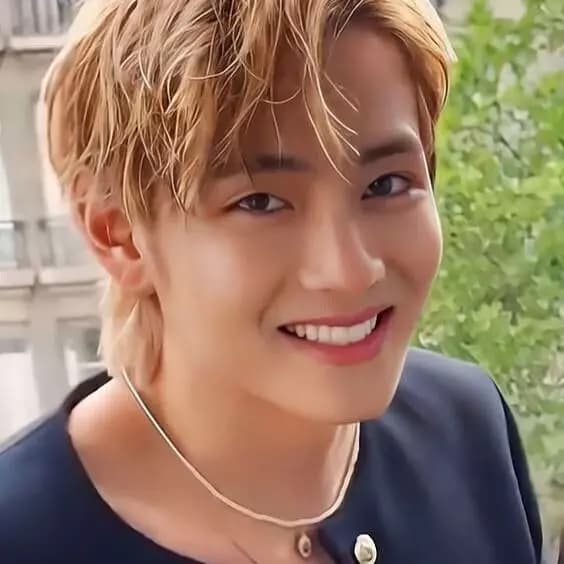 Kim Taehyung thumbnail