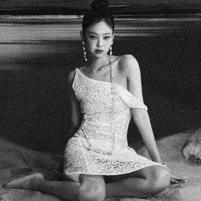 Jennie thumbnail