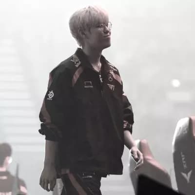 Moon Hyeonjun(Oner) thumbnail