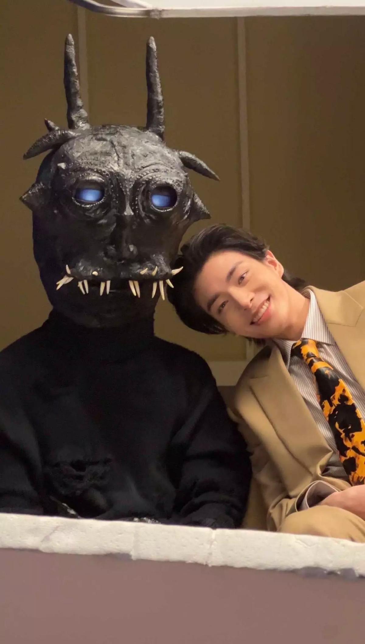 Shim Jake thumbnail