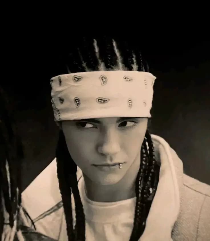 Tom Kaulitz thumbnail