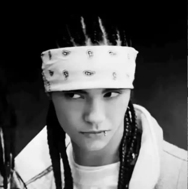 Tom kaulitz thumbnail