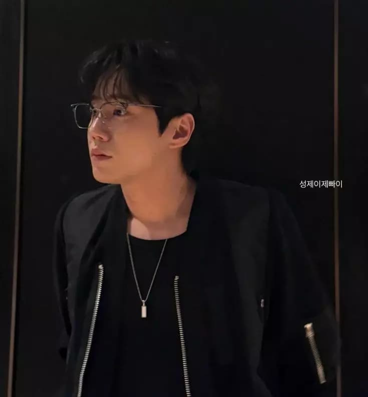 Jun Young thumbnail