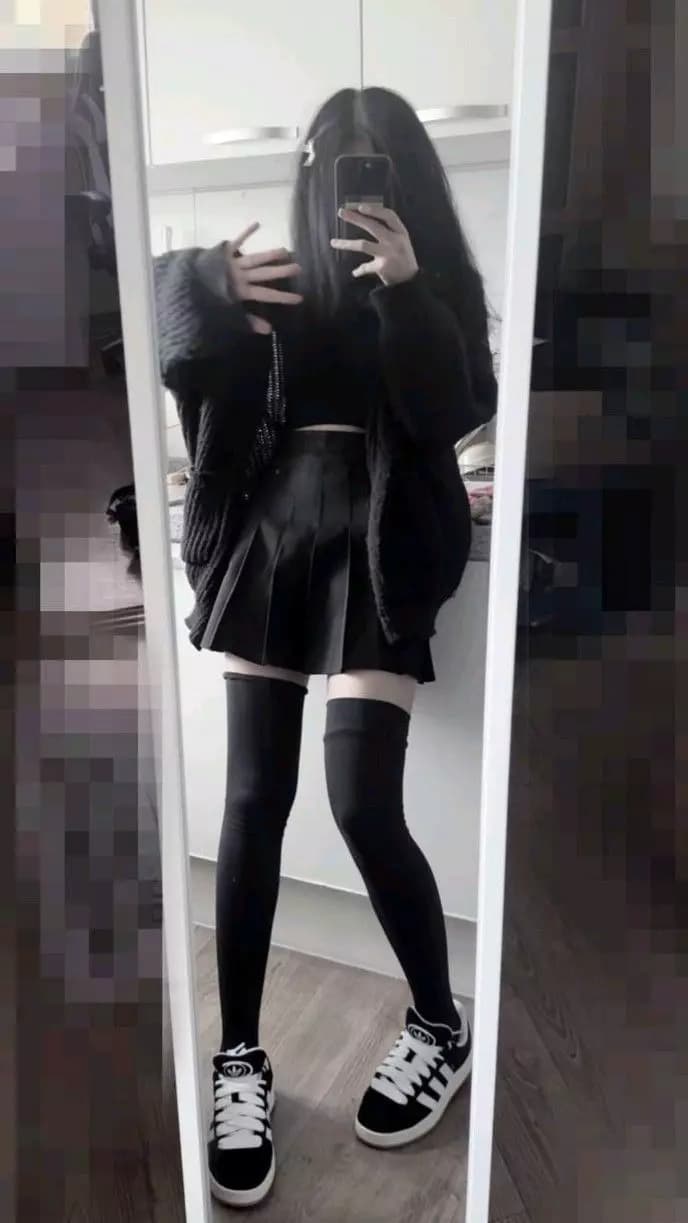 Sarah Elmare [Sis 1/2] thumbnail