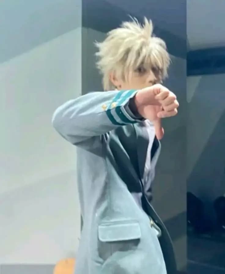 Katsuki Bakugou. thumbnail