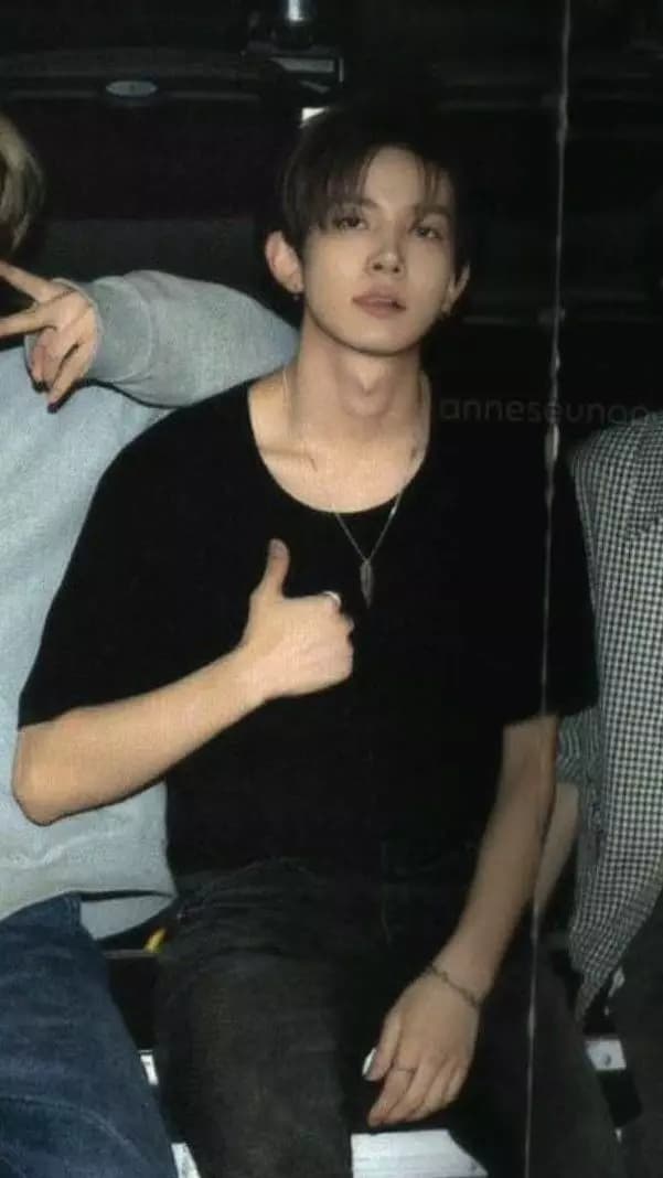 Lee Heeseung thumbnail