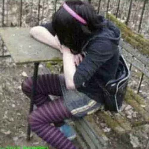 Emo girl (Lottie) thumbnail