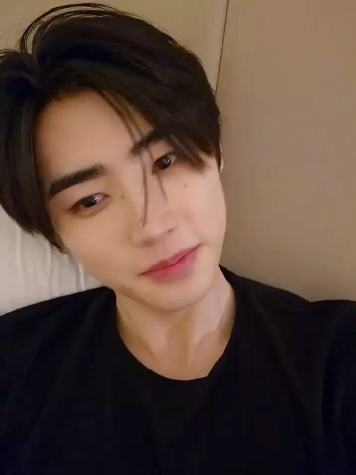 Sunghoon thumbnail