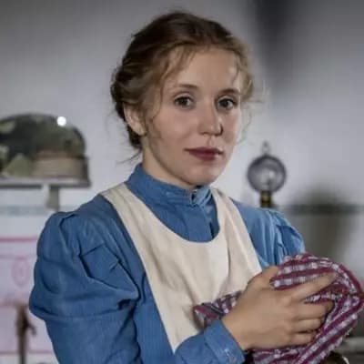 Maria Schuster thumbnail