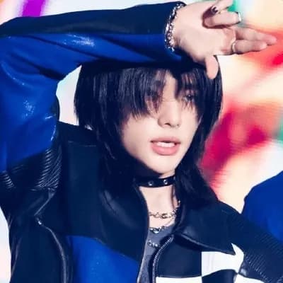 Hwang Hyunjin thumbnail