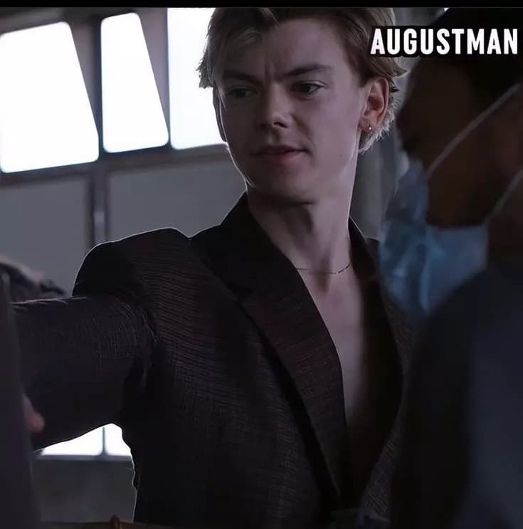 Thomas Brodie -Sangster thumbnail