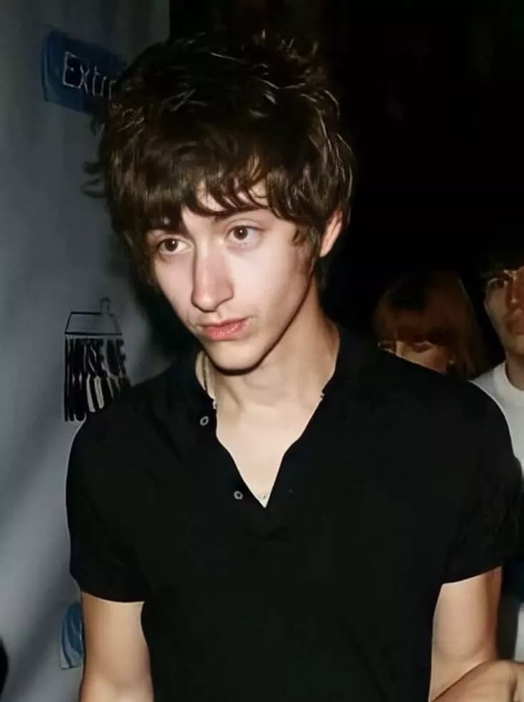 Alex Turner  thumbnail