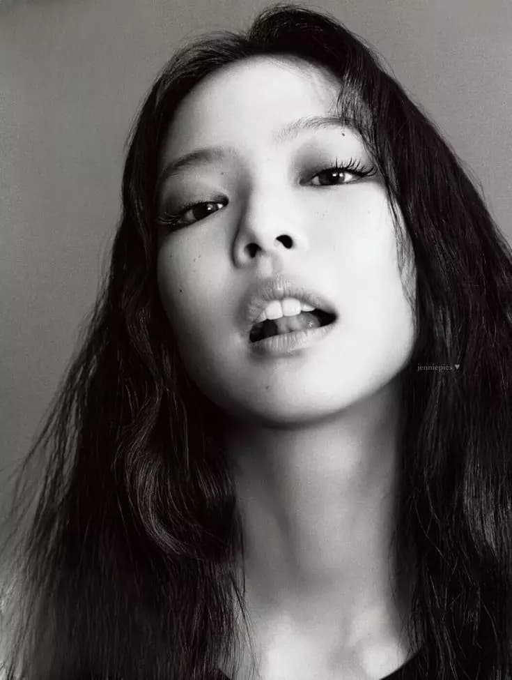 Jennie thumbnail