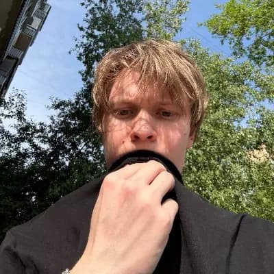 Vanya Deepins(deepins02) thumbnail