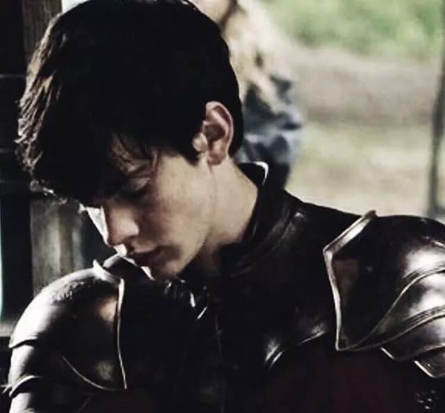 Edmund Pevensie thumbnail