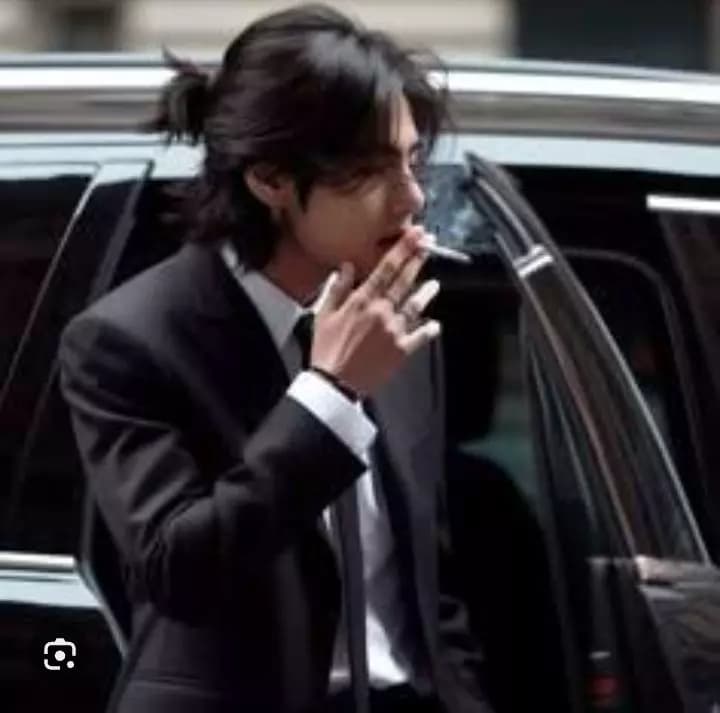 Kim taehyung thumbnail