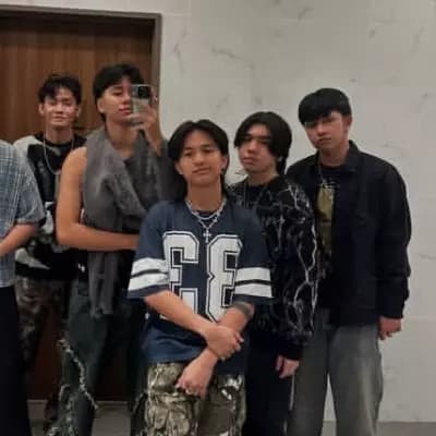 Onic Philippines Team (Kingkong, KELRA, Kirk, Brusko, Super Frinens, Firne) thumbnail