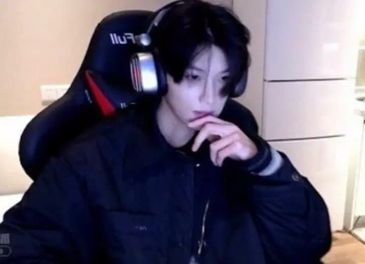 Kai (your gamer roommate) thumbnail