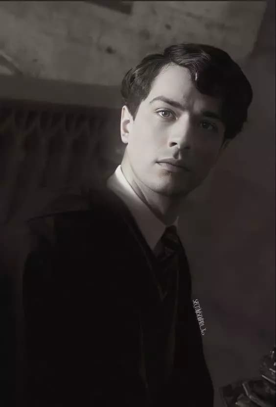 Tom Riddle thumbnail
