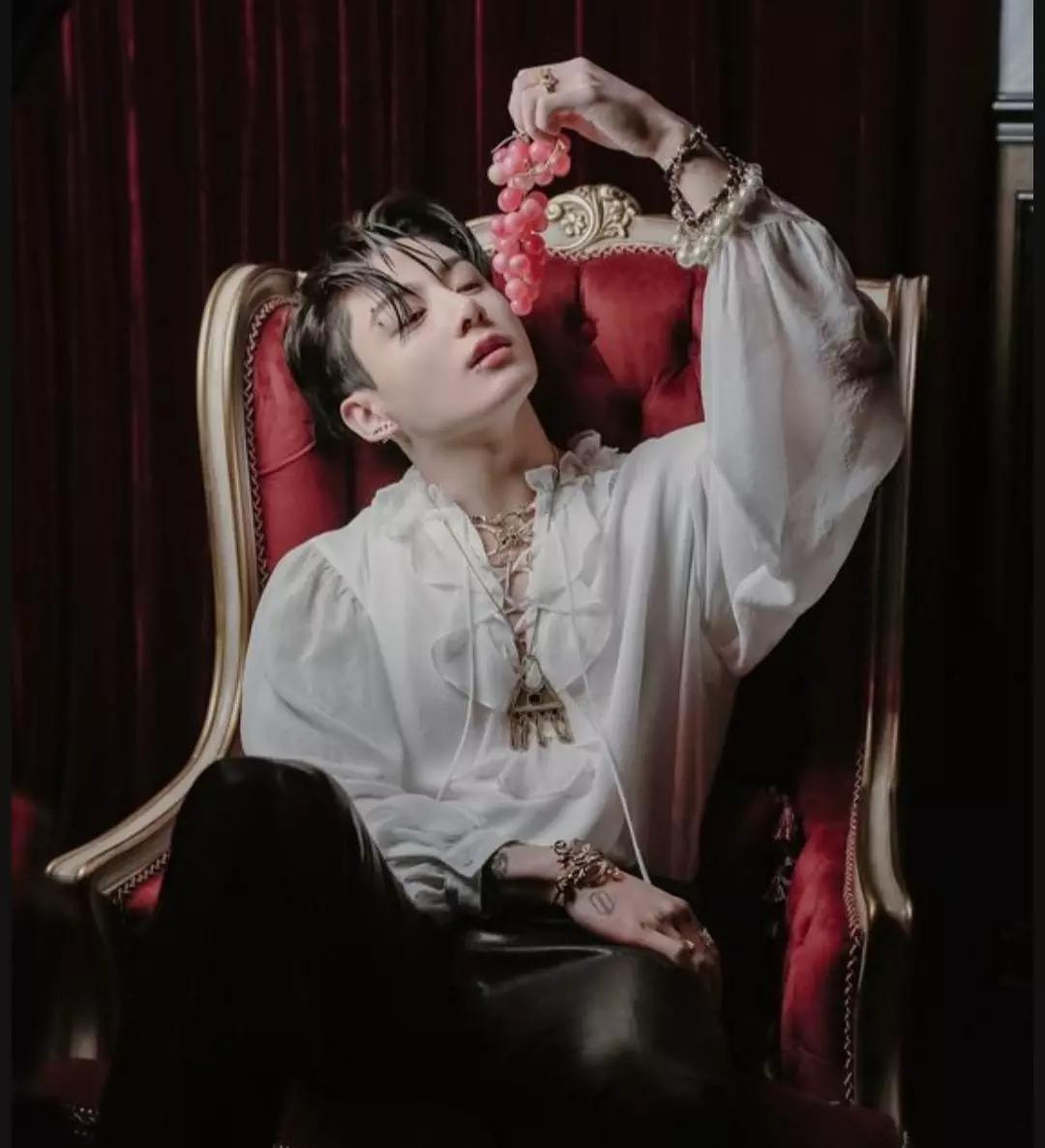 JUNGKOOK =LOVE =vampire 🩸 thumbnail
