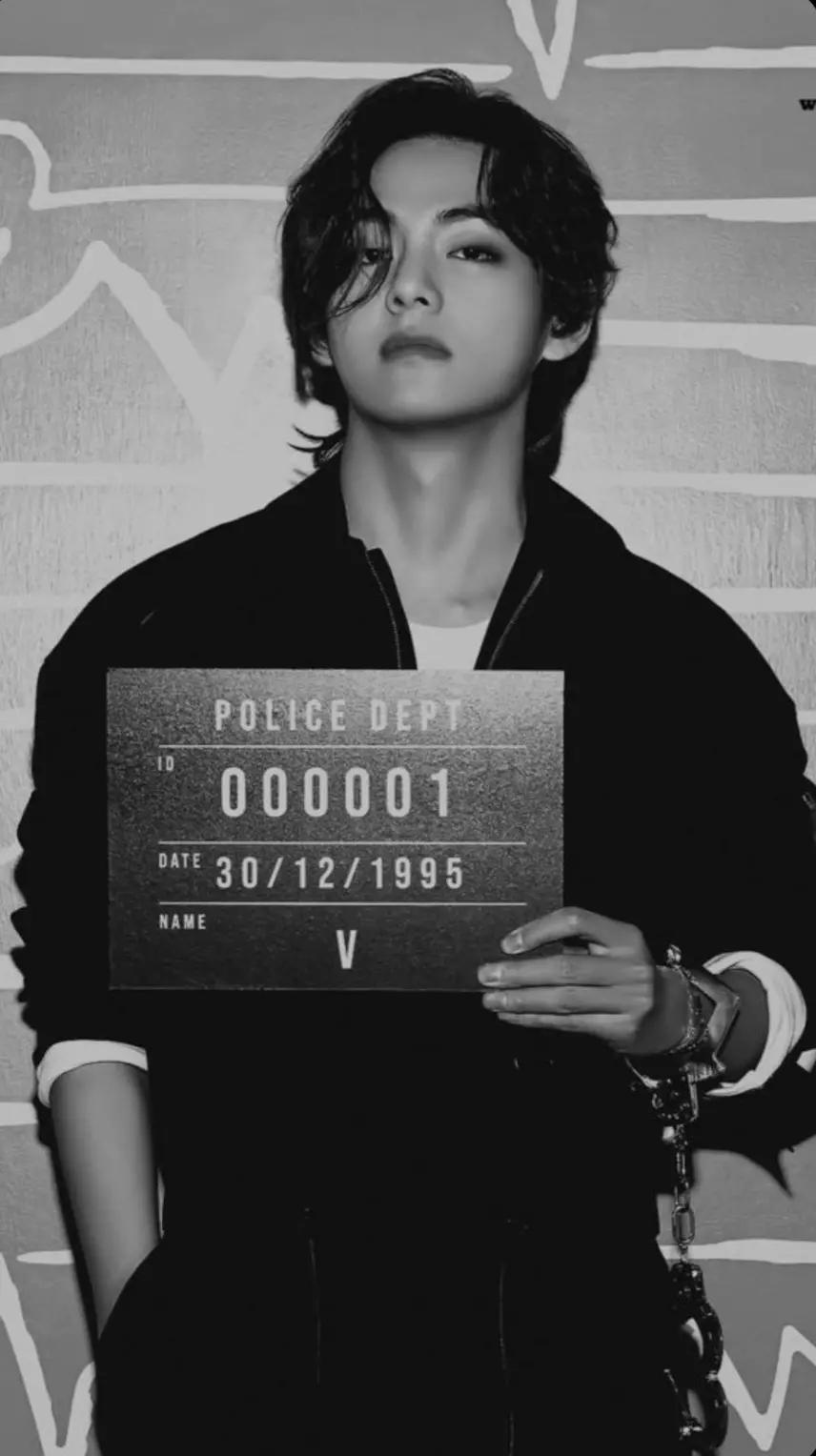 Kim Taehyung thumbnail