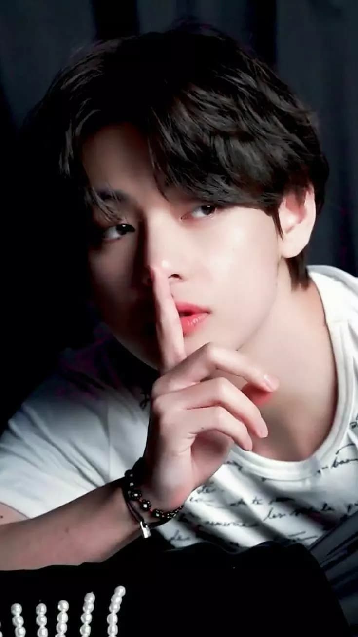 Kim Taehyung thumbnail