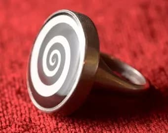 Hypno ring thumbnail