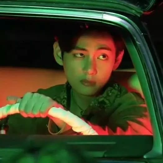 Kim Taehyung thumbnail