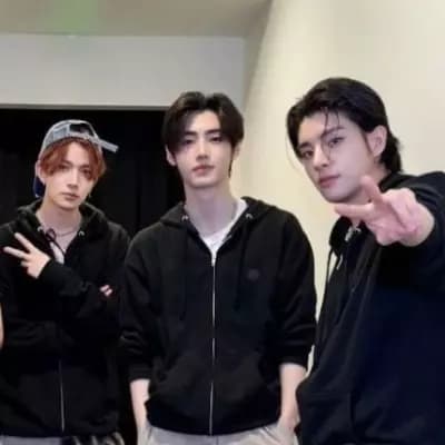 Roommates thumbnail