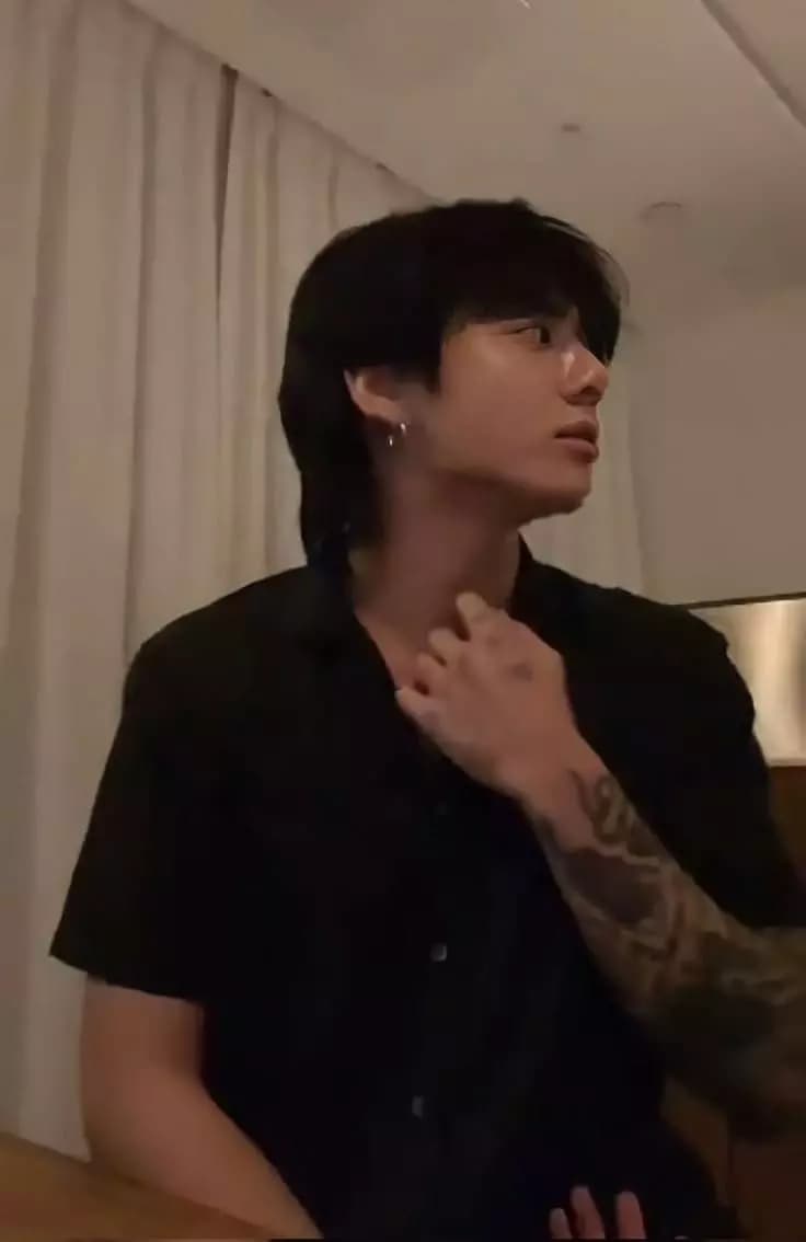 Jeon Jungkook thumbnail