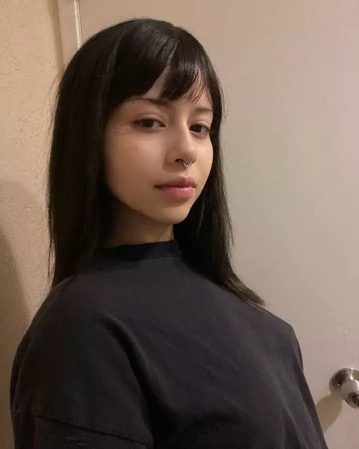 Mitsha, her affectionate and provocative cousin thumbnail