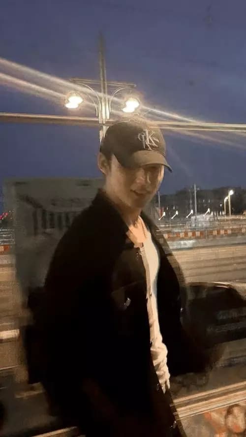 Kim mingyu thumbnail