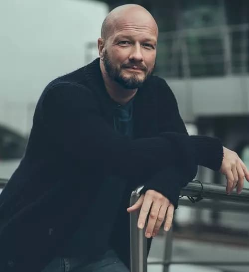 Max Maksimov thumbnail