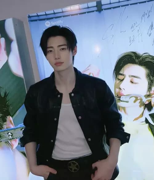 Sunghoon  thumbnail