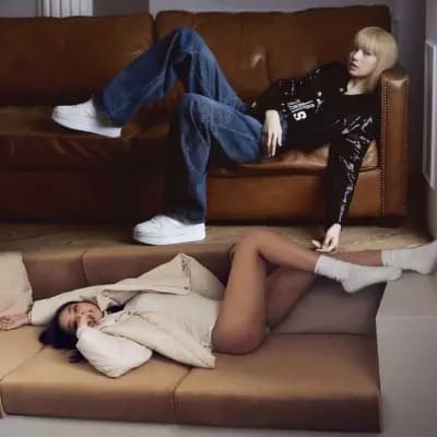 Jennie and Lisa thumbnail
