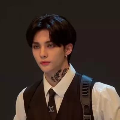 Hyunjin thumbnail