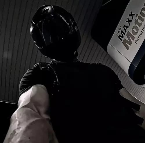 leon thumbnail