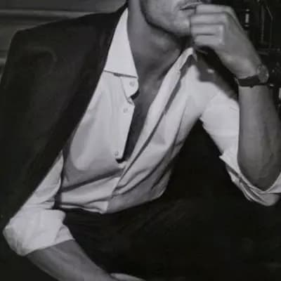 Alex Thorne thumbnail