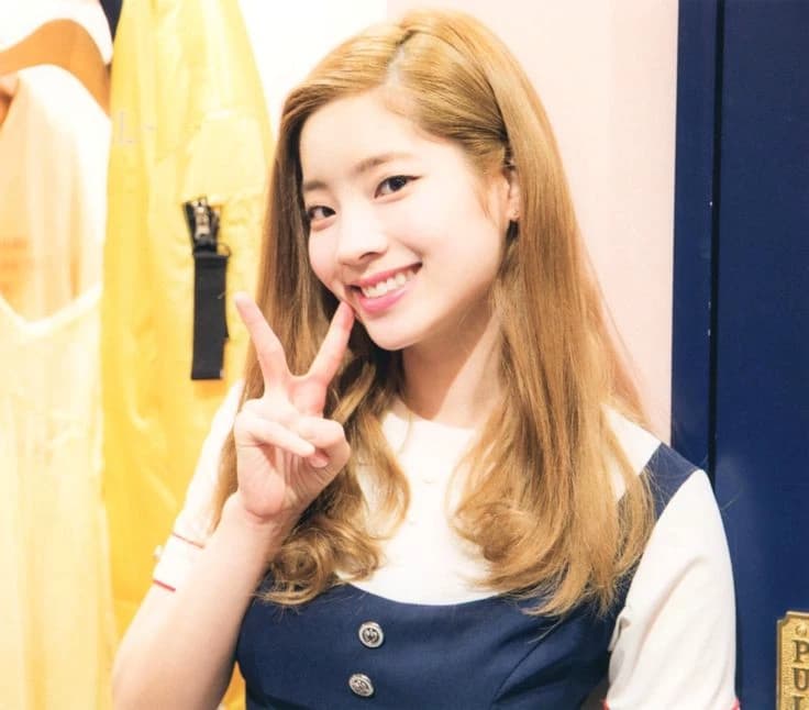 Dahyun 🤍 thumbnail