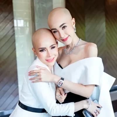 The Shorn Sisters - Rina and Aya thumbnail