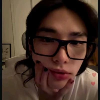 Hyunjin nerd thumbnail