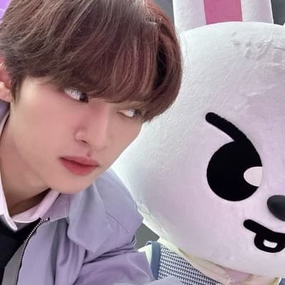 Lee know thumbnail